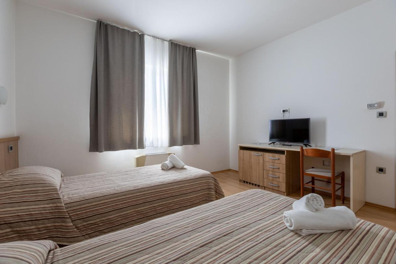 זאדאר Hotel Porto מראה חיצוני תמונה