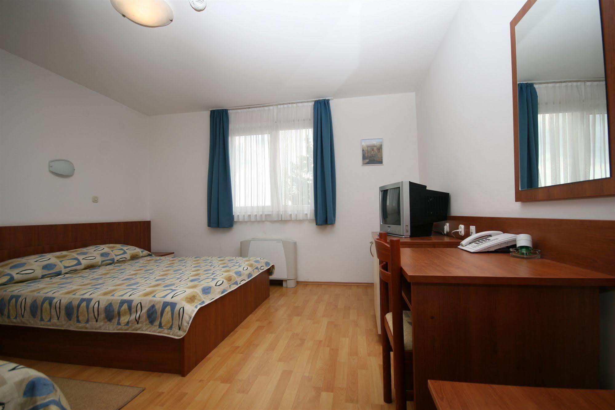 זאדאר Hotel Porto מראה חיצוני תמונה