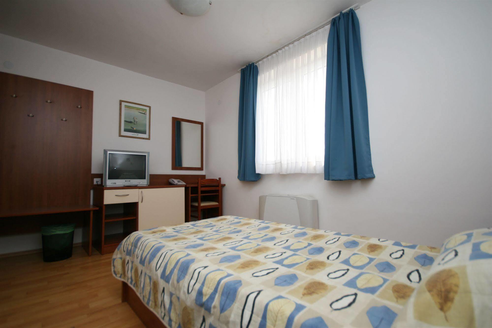 זאדאר Hotel Porto מראה חיצוני תמונה